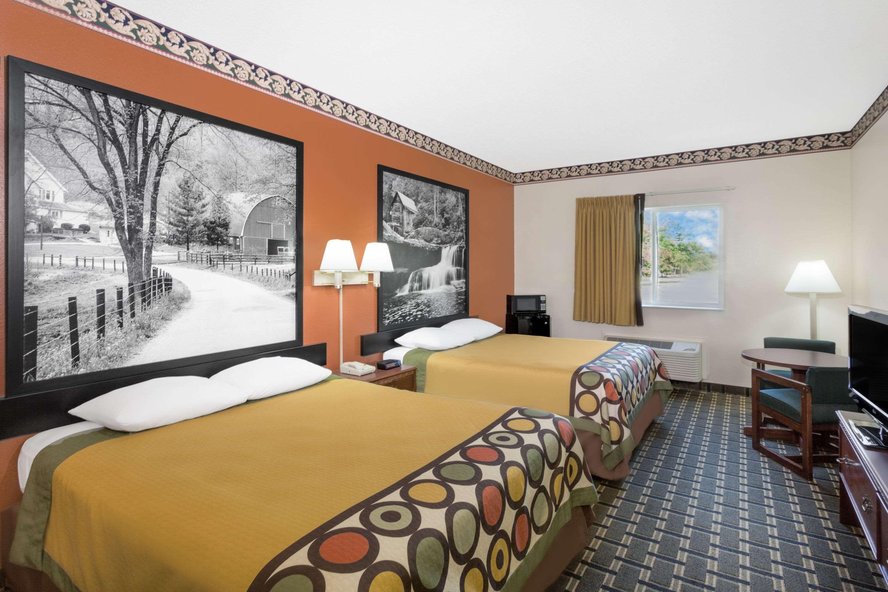 Super 8 By Wyndham Athens Ξενοδοχείο Εξωτερικό φωτογραφία